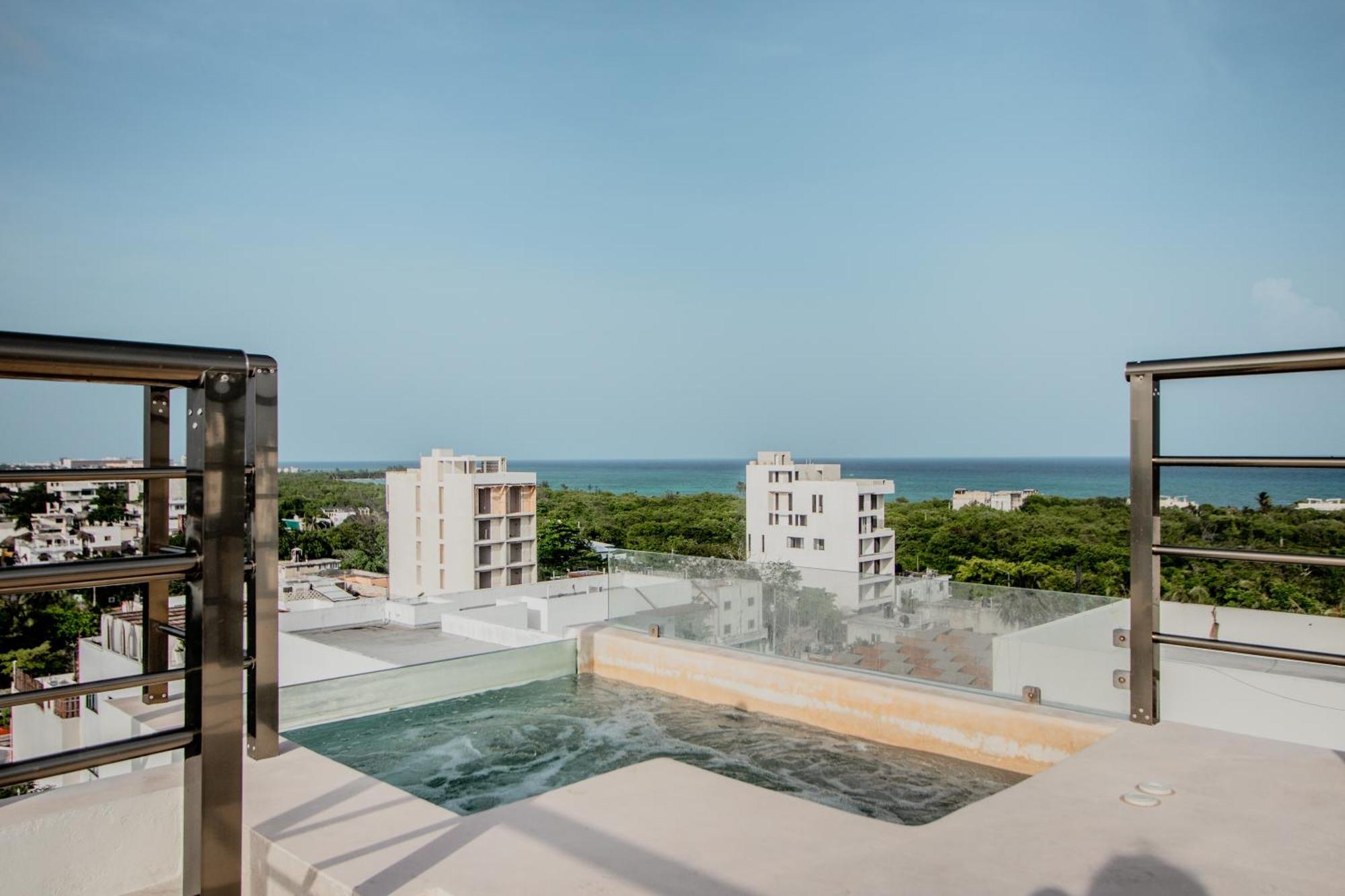 Condos With Ocean View Pool In Av 10 & 60 Street Playa del Carmen Exterior photo